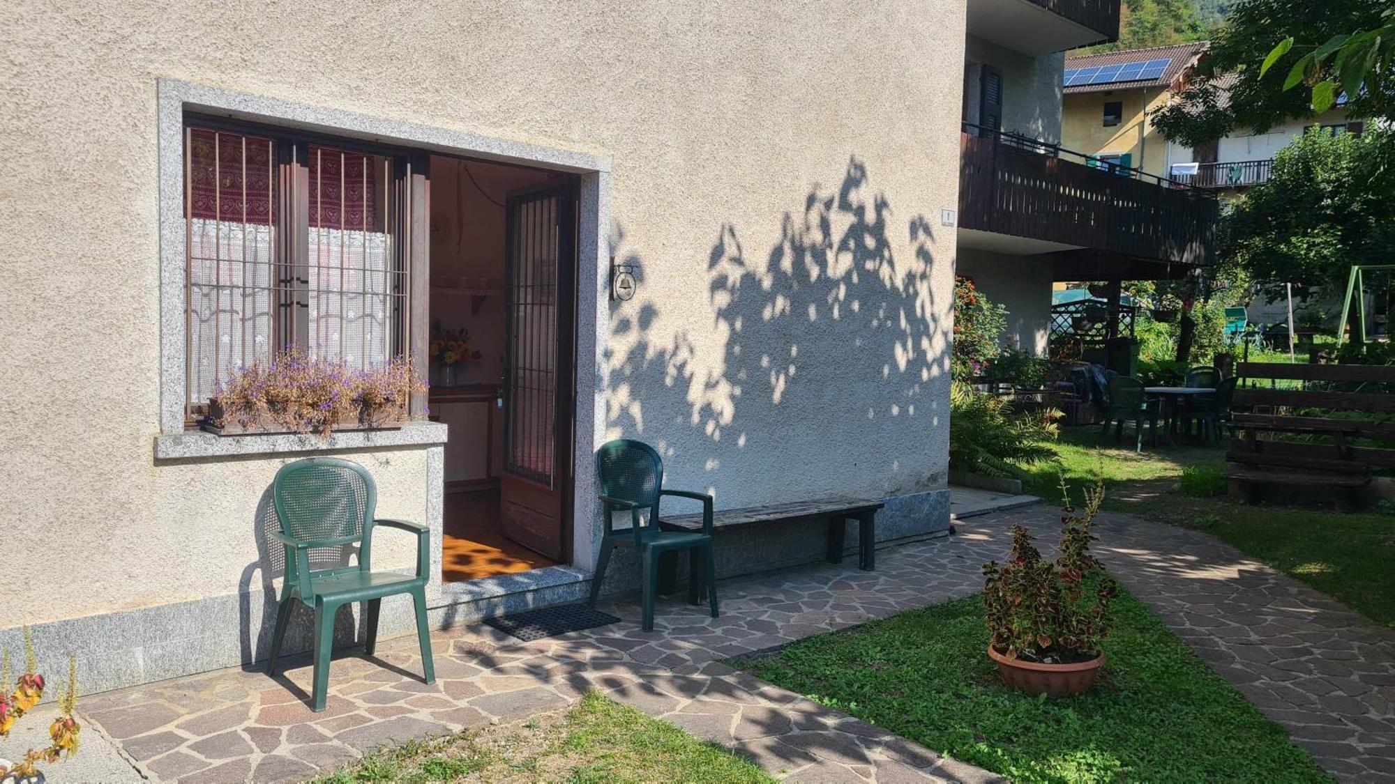 梅佐拉戈Bioledro Casa Lena公寓 外观 照片