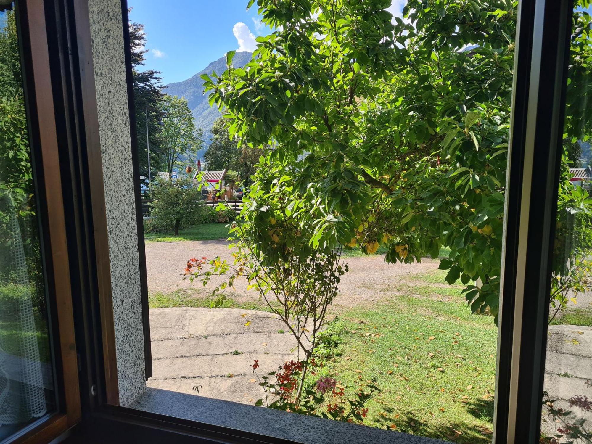 梅佐拉戈Bioledro Casa Lena公寓 外观 照片